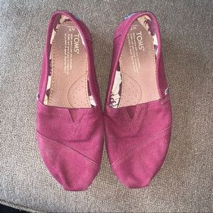 Burgundy TOMS